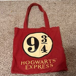 Hogwarts Express 9 3/4 Red Shoulder Bag